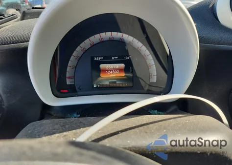 2016 Smart Fortwo z USA, uszkodzony, nr VIN WMEFJ5DA7GK137783